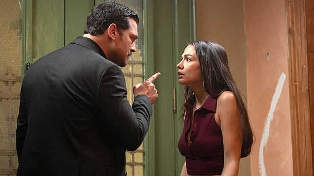 'Eşref Rüya' dizisinde romantizm rüzgarı esti - Resim : 2