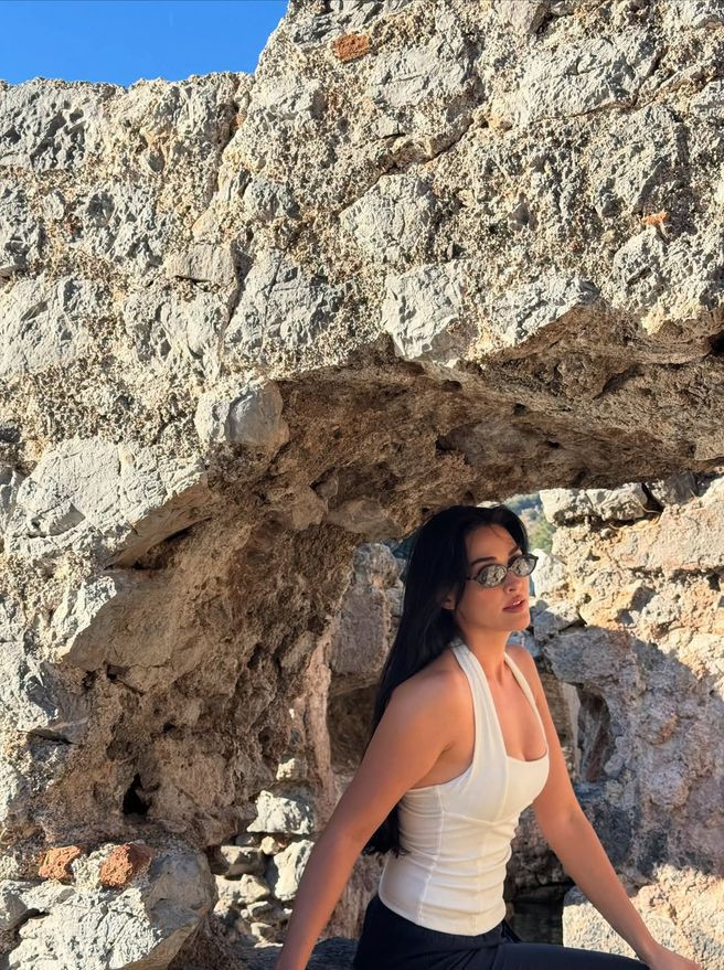 Esra Bilgiç'ten olay iddiaya bomba yanıt!