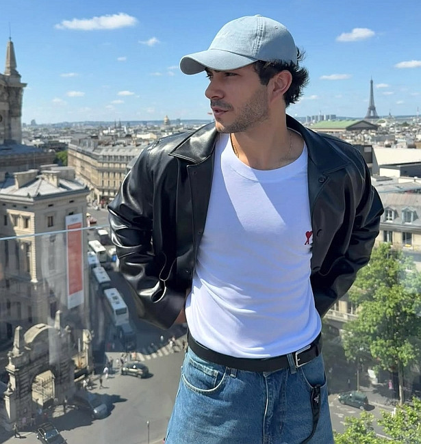 Rahimcan Kapkap'ın Paris tarzı ilgi topladı - Resim : 2