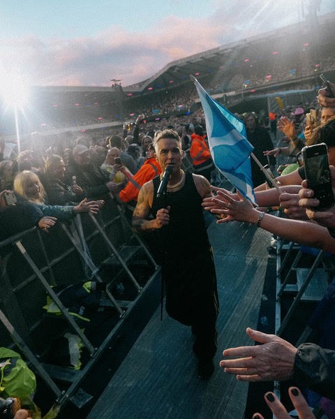 İngiliz şarkıcı Robbie Williams İstanbul'da konser verecek