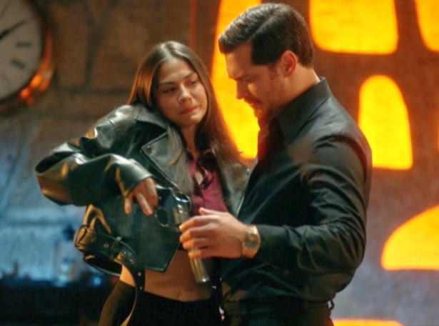 Eşref Rüya’da aşk hesaplaşması