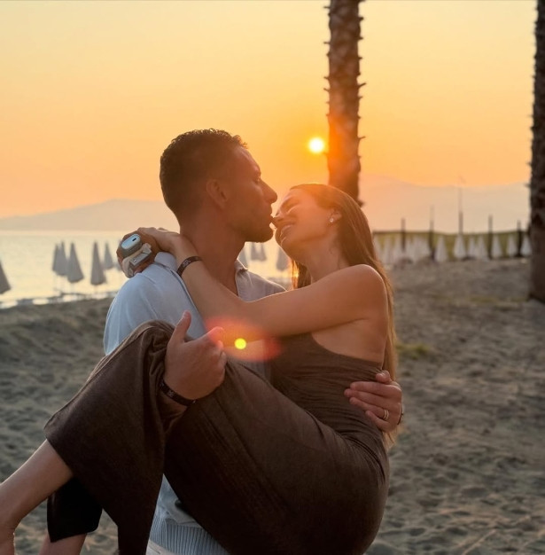 Ciro Immobile ile eşi Jessica Melena aşka geldi - Resim : 2