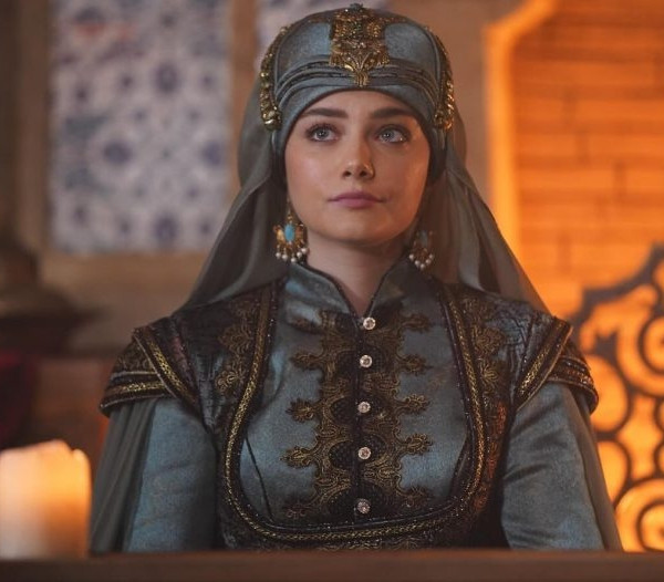 Esila Umut "Mehmed Fetihler Sultanı" dizisine veda etti