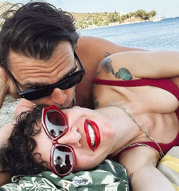 Birce Akalay'a genç aşkından müthiş sürpriz - Resim : 2