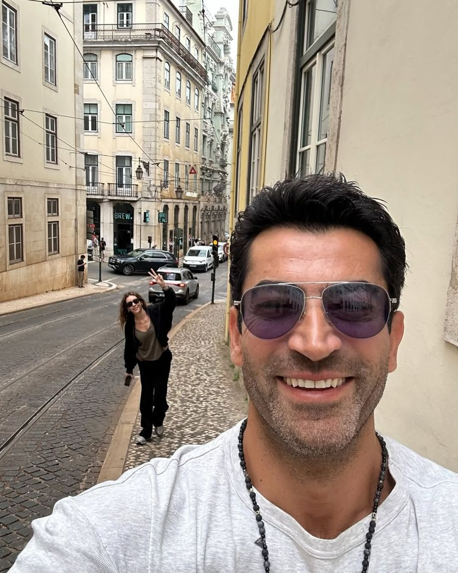 Kenan İmirzalıoğlu ve Sinem Kobal'dan tatil paylaşımı