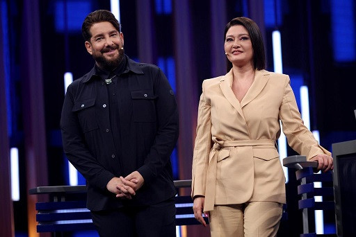 Enis Arıkan ve Nurgül Yeşilçay'dan sosyal medya düellosu