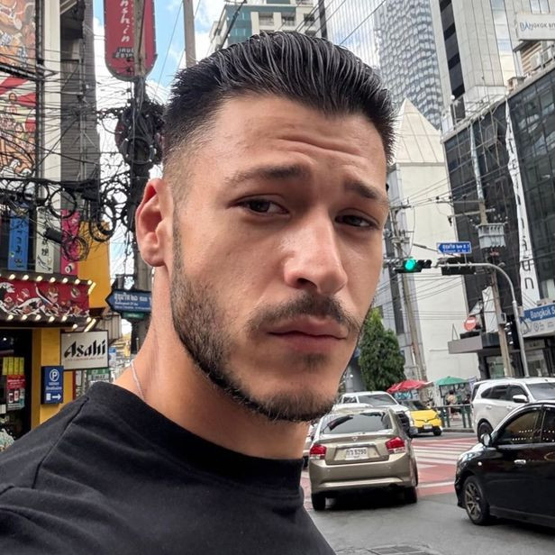 Kubilay Aka'dan şaşırtıcı değişim - Resim : 3