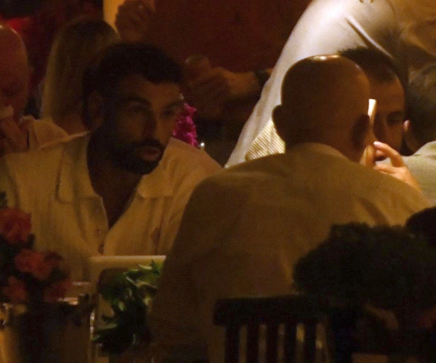 Liverpool'un yakışıklı yıldızı, oyuncu Hande Doğandemir'in radarında - Resim : 2