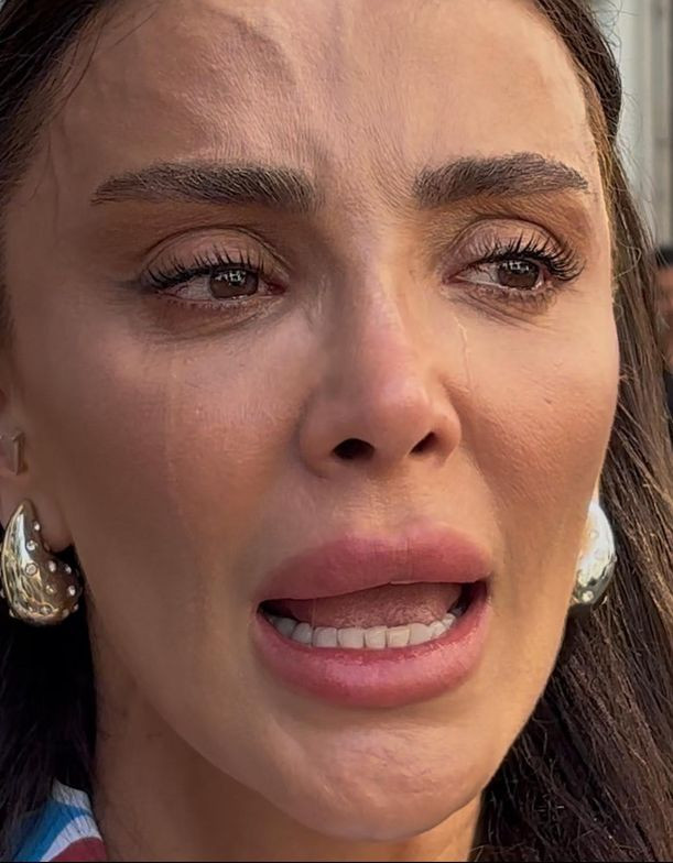 Özge Ulusoy'un gözyaşları