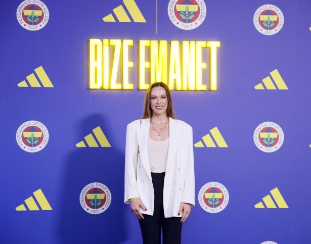 Fenerbahçe’de yeni sezon formaları tanıtıldı
