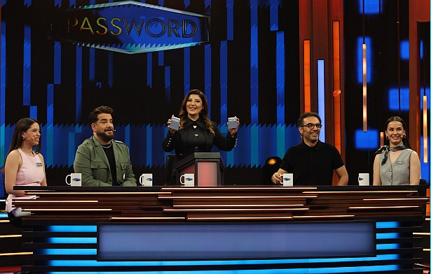 Password'de kahkaha ve rekabet bir arada