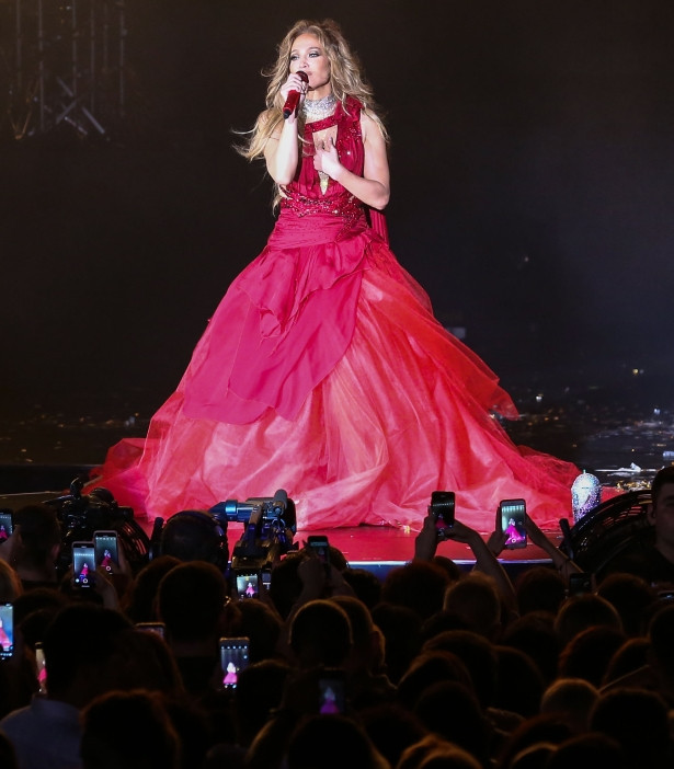 Jennifer Lopez hayranlarına seslendi! Türkiye'ye geliyor - Resim : 2
