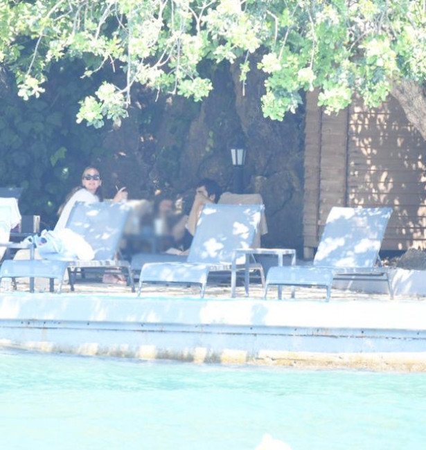 Mert Ramazan Demir'in yeni aşkını görenler Afra sandı - Resim : 2