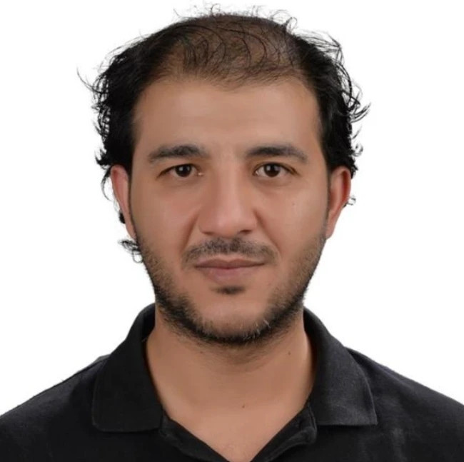 'Geceye Not' şiir kitabı raflarda yerini aldı