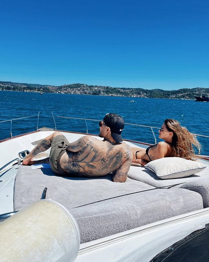 Mauro Icardi, China Suarez ile olan aşklarına söz söyletmedi - Resim : 2