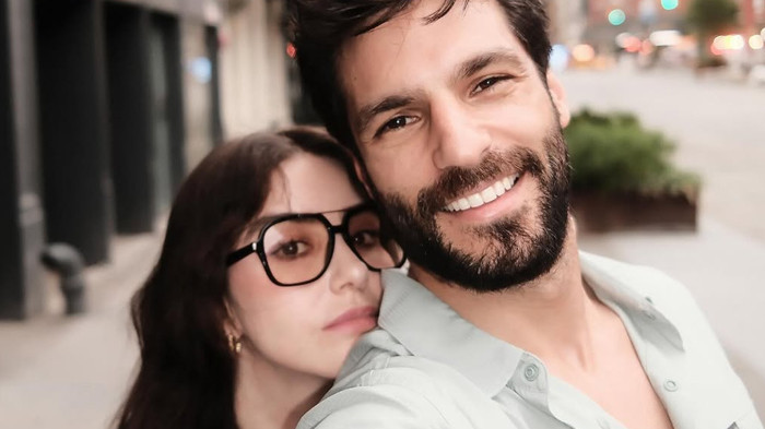 Özge Gürel ve Serkan Çayoğlu'ndan üçüncü yıl kutlaması