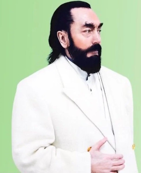 8 bin yıl hapis cezası alan Adnan Oktar'ın son halini avukatları paylaştı