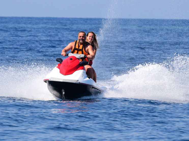 Semih Şentürk'ün aile tatili