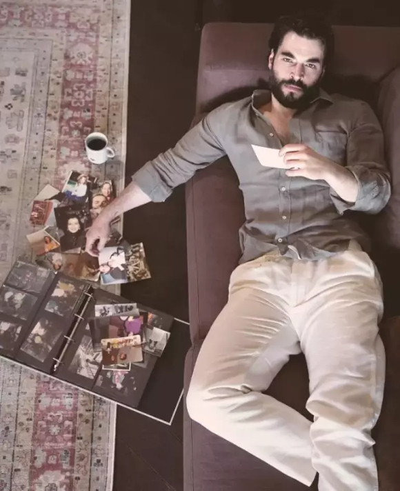 Akın Akınözü'nün dinmeyen anne acısı - Resim : 2