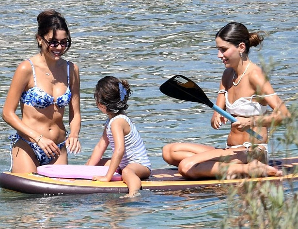 Erçel kardeşlerin tatil keyfi