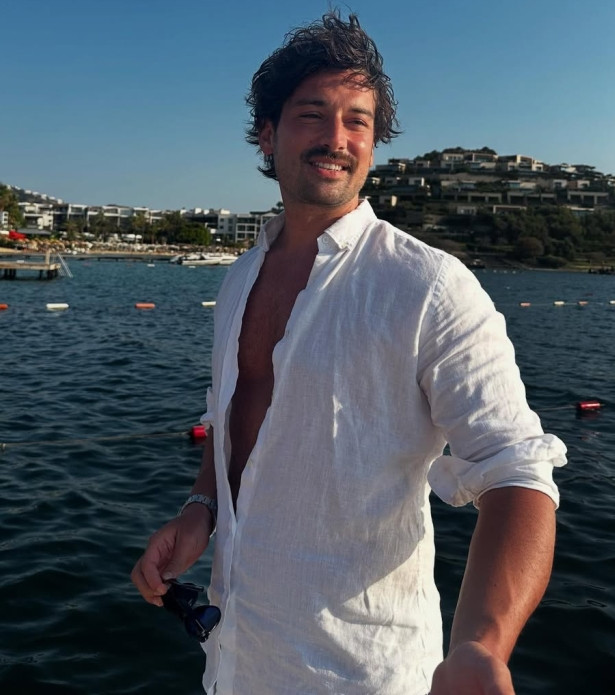 Alp Navruz da 'bıyıklılar' kervanına katıldı - Resim : 2