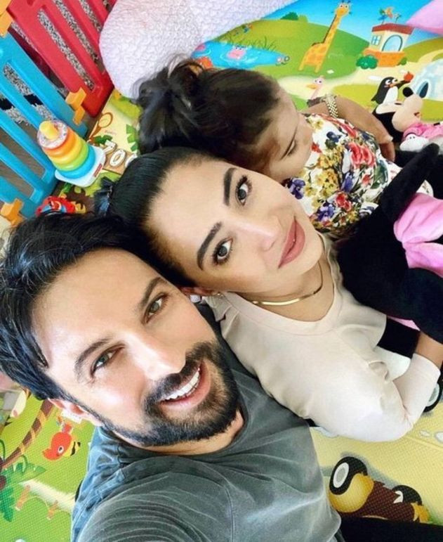 Tarkan'dan eşine romantik yaş günü kutlaması