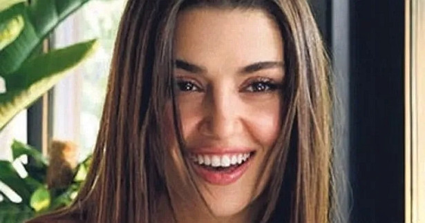 Hande Erçel paraya para demiyor! Yeni imzadan milyonlar kazanacak!