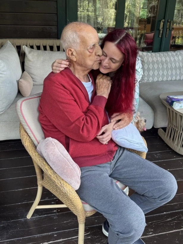 İş insanı İnan Kıraç, yoğun bakıma kaldırıldı