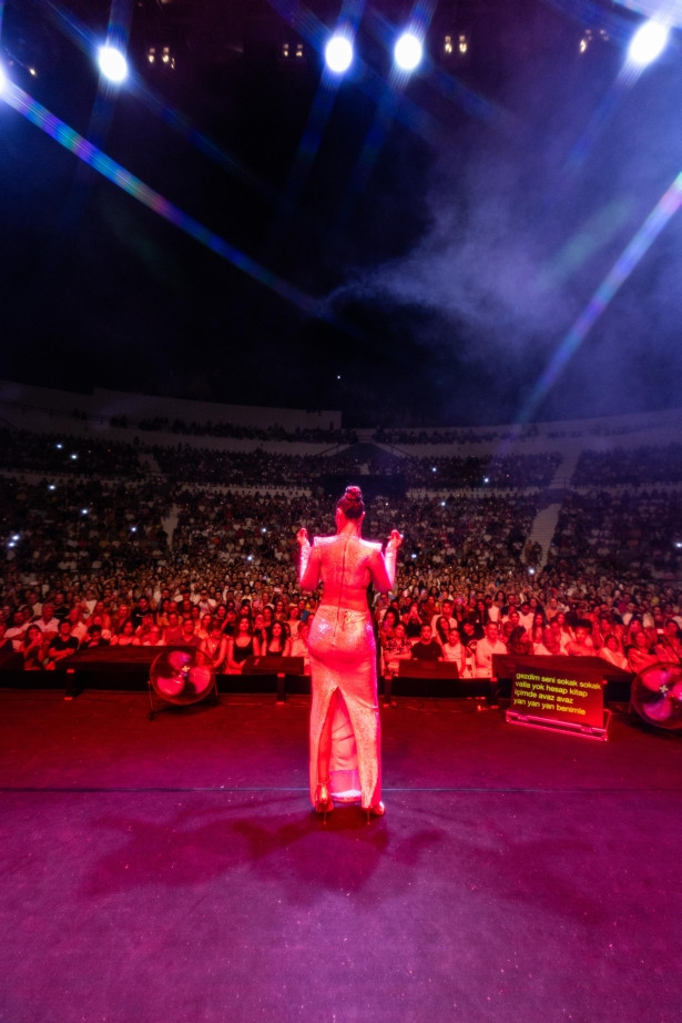 Sıla hem göze hem de kulağa hitap etti - Resim : 2