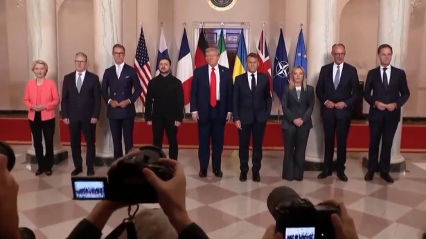 Trump, Zelenskiy ve AB liderleri Beyaz Saray’da bir araya geldi