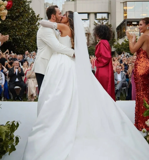 Lale Onuk - Berkan Karabulut çifti balayı için ABD'ye uçtu