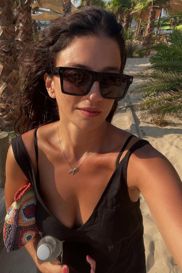 Ceren Benderlioğlu, sezon arası tatiline devam ediyor