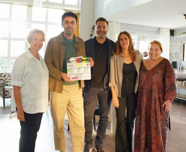 'Kızılcık Şerbeti'nin çekimleri start aldı