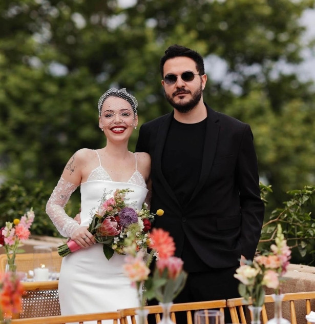 Lara Kamhi 19 yıl sonra ifşa etti - Resim : 4