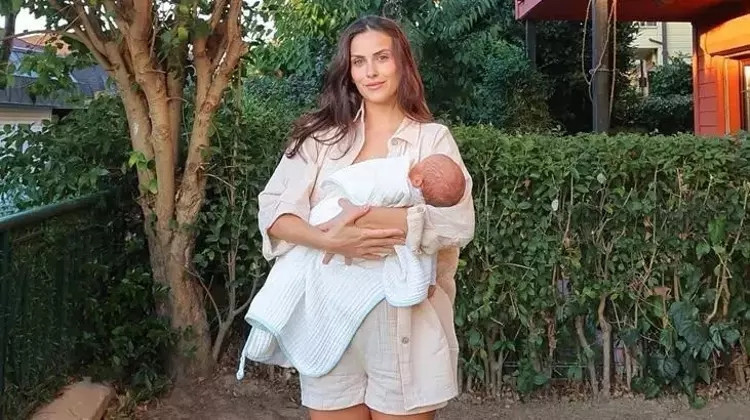 Burak Çelik, 4-5 çocuk istiyor - Resim : 3