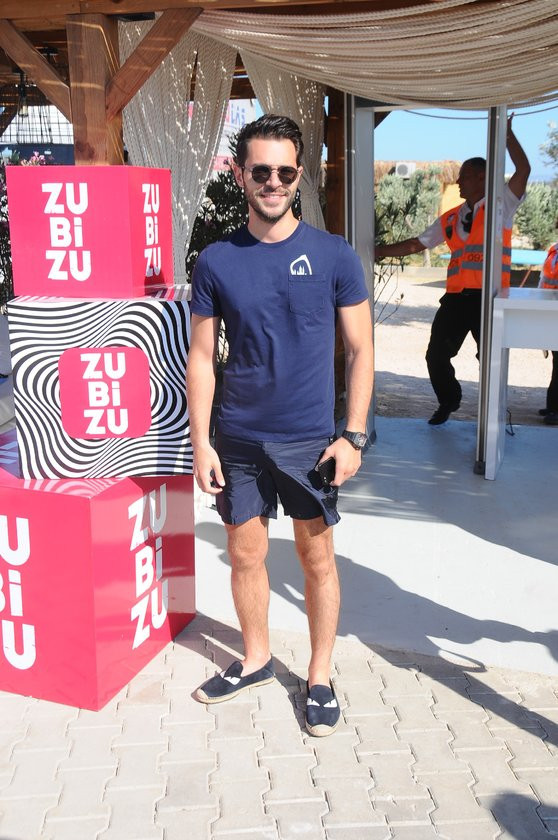 Hakan Sabancı'ya ayrılık sonrası takipçi yağmuru - Resim : 2