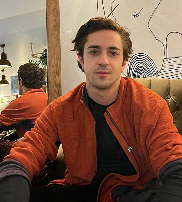 Oyuncu Ali Berge'den sürpriz haber