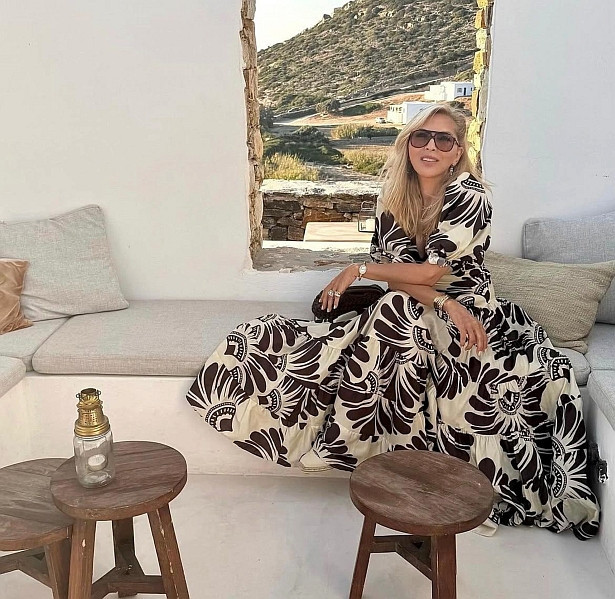 Arzu Sabancı'dan Hande Erçel'e ikinci gönderme - Resim : 6