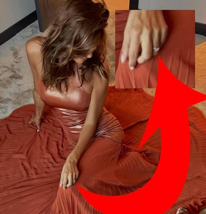 Fikret Orman'dan evlilik teklifi aldığı söylenen Güzide Duran'dan tektaşlı poz - Resim : 3