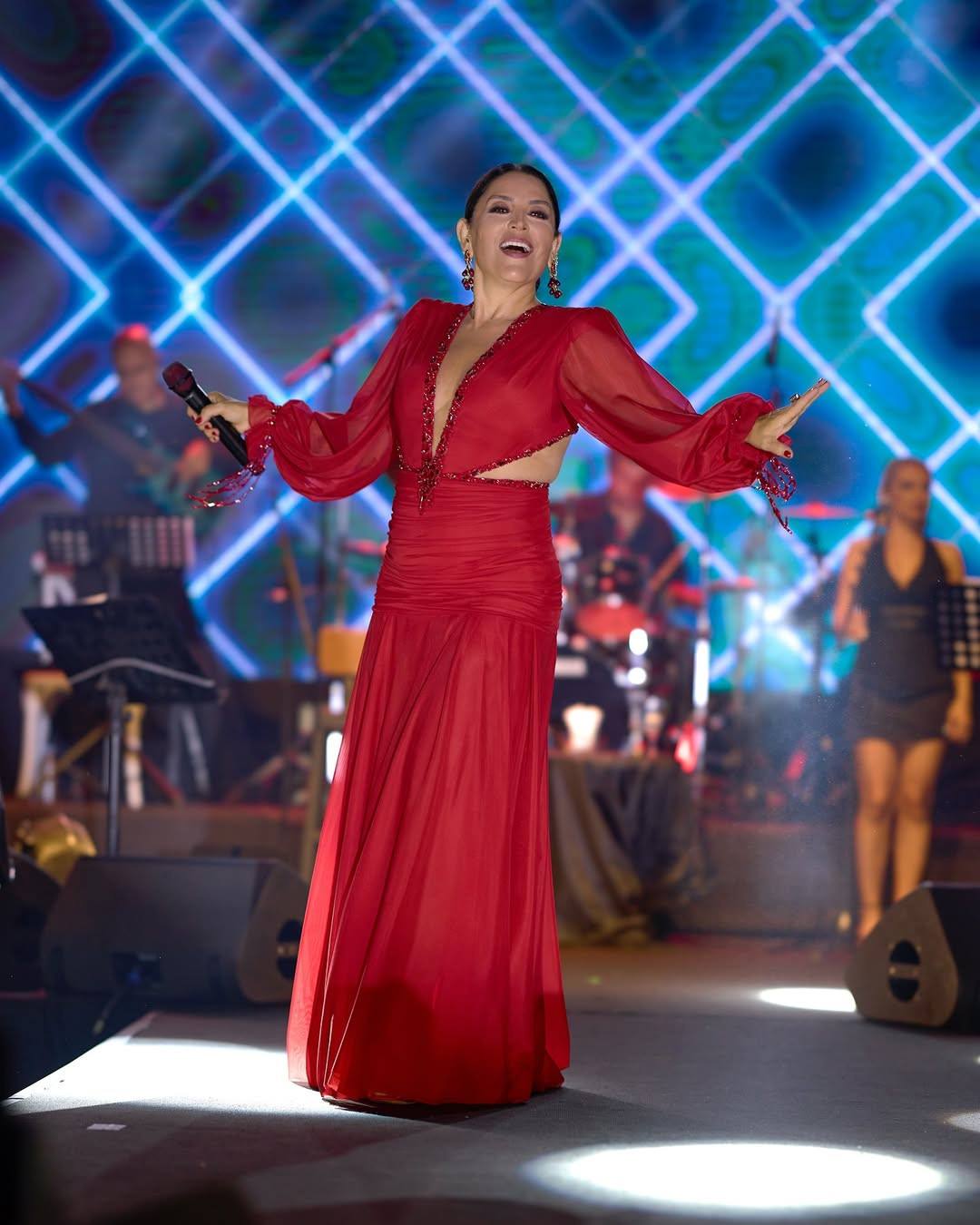 Aşkın Nur Yengi: "Özgürlük güzel ama bazı kısıtlamalar olmalı"