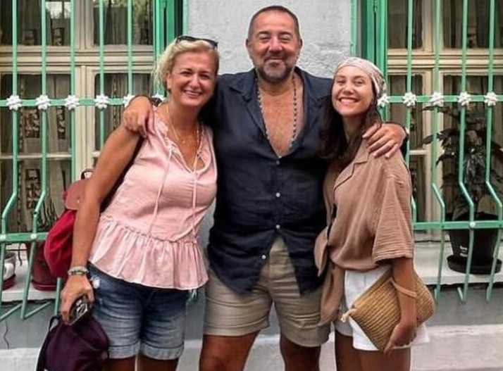 Ata Demirer yeni aşkıyla çok mutlu - Resim : 2