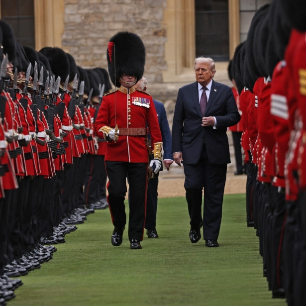 ABD Başkanı Donald Trump, Kral Charles ile bir araya geldi