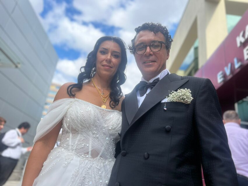 'Yalı Çapkını' dizisinin yıldız ismi evlendi