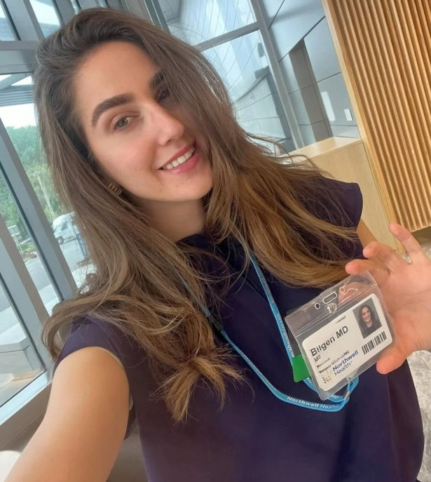 2024 Türkiye güzeli Dr. İdil Bilgen önlüğünü giydi - Resim : 5