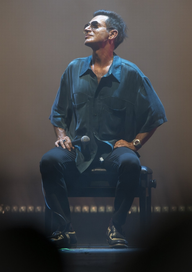 Teoman 'Kırılganlar Kralı' ile veda ediyor