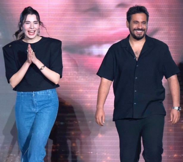 Caner Şahin ve Feyza Sevil Güngör İtalya'da programa konuk oldu - Resim : 2