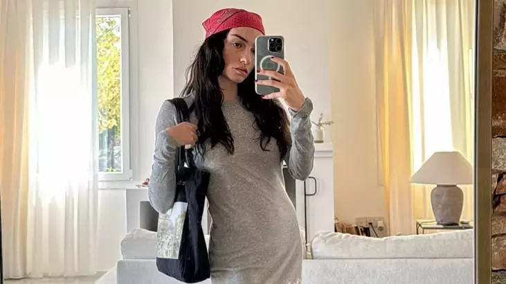 Hazar Ergüçlü'den 'yaza veda' paylaşımı - Resim : 2