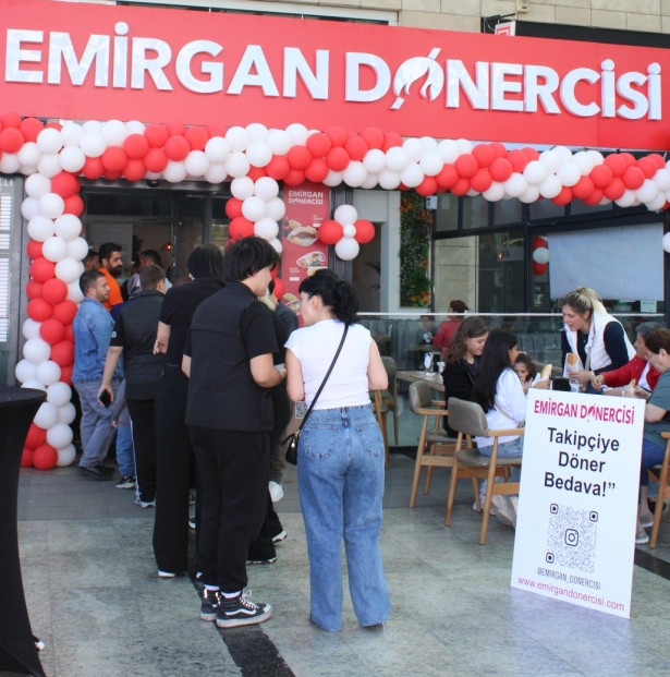 Emirgan Dönercisi Antares AVM’de şenlik gibi açılış yaptı - Resim : 3