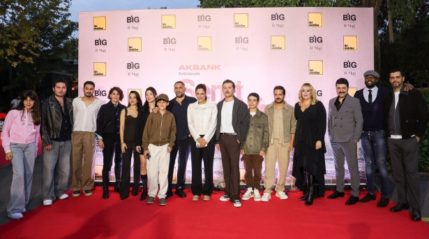 'Semt Çocuğu'na renkli gala