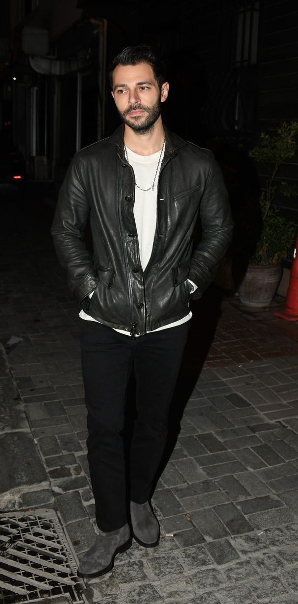 Tuba Büyüküstün, Hakan Sabancı sorulunca 'Utanıyorum' dedi - Resim : 5